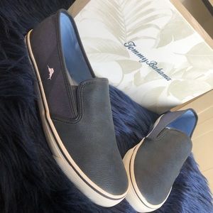 Tommy Bahama Slip Ons/Loafers